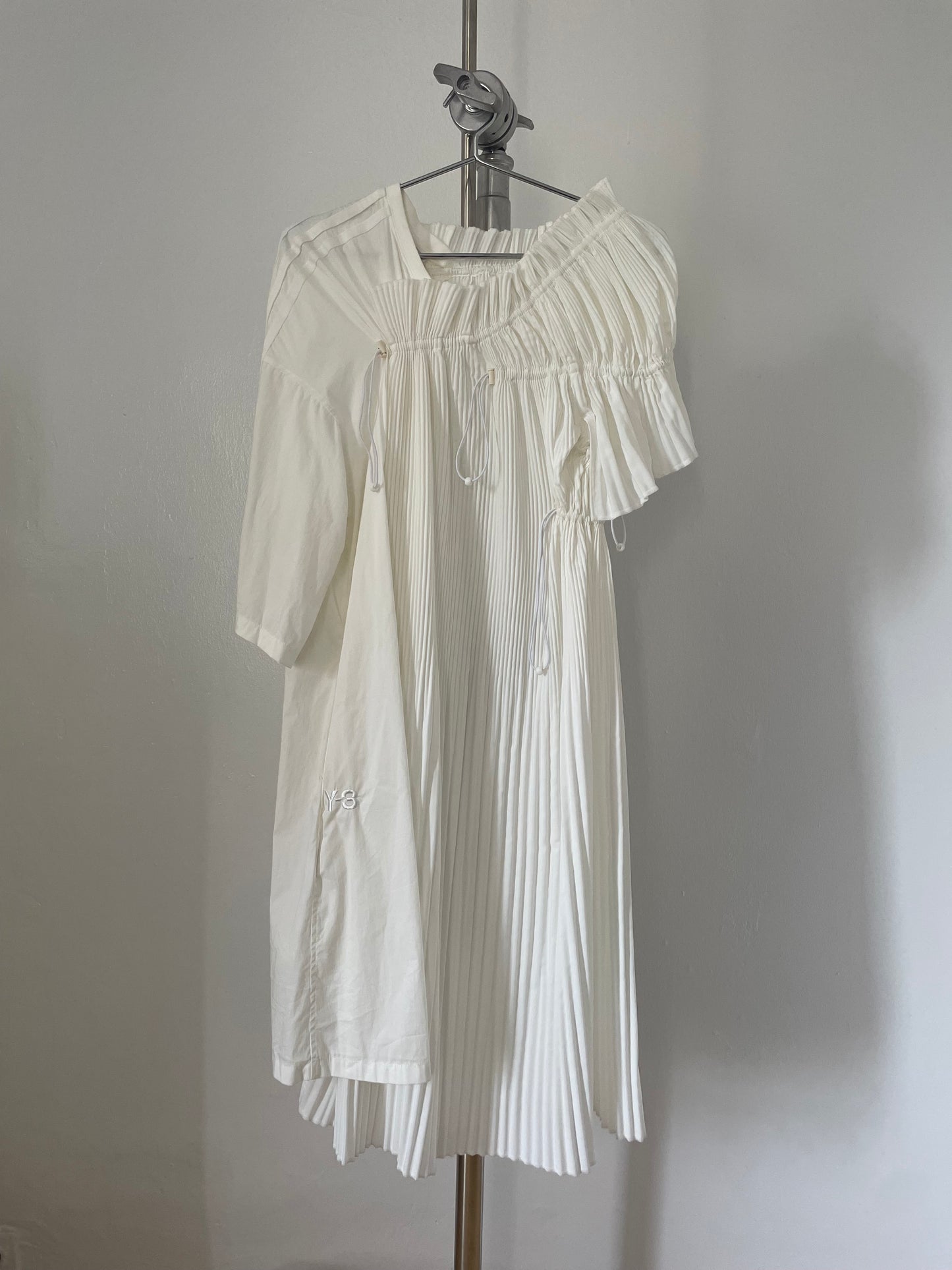 Y-3 white pleated t-shirt dress with bungee cords