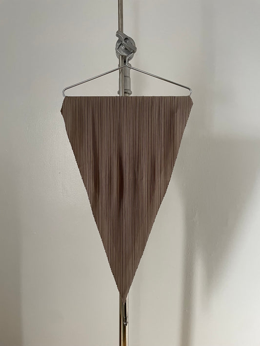 Issey Miyake Greige diamond-shaped scarf