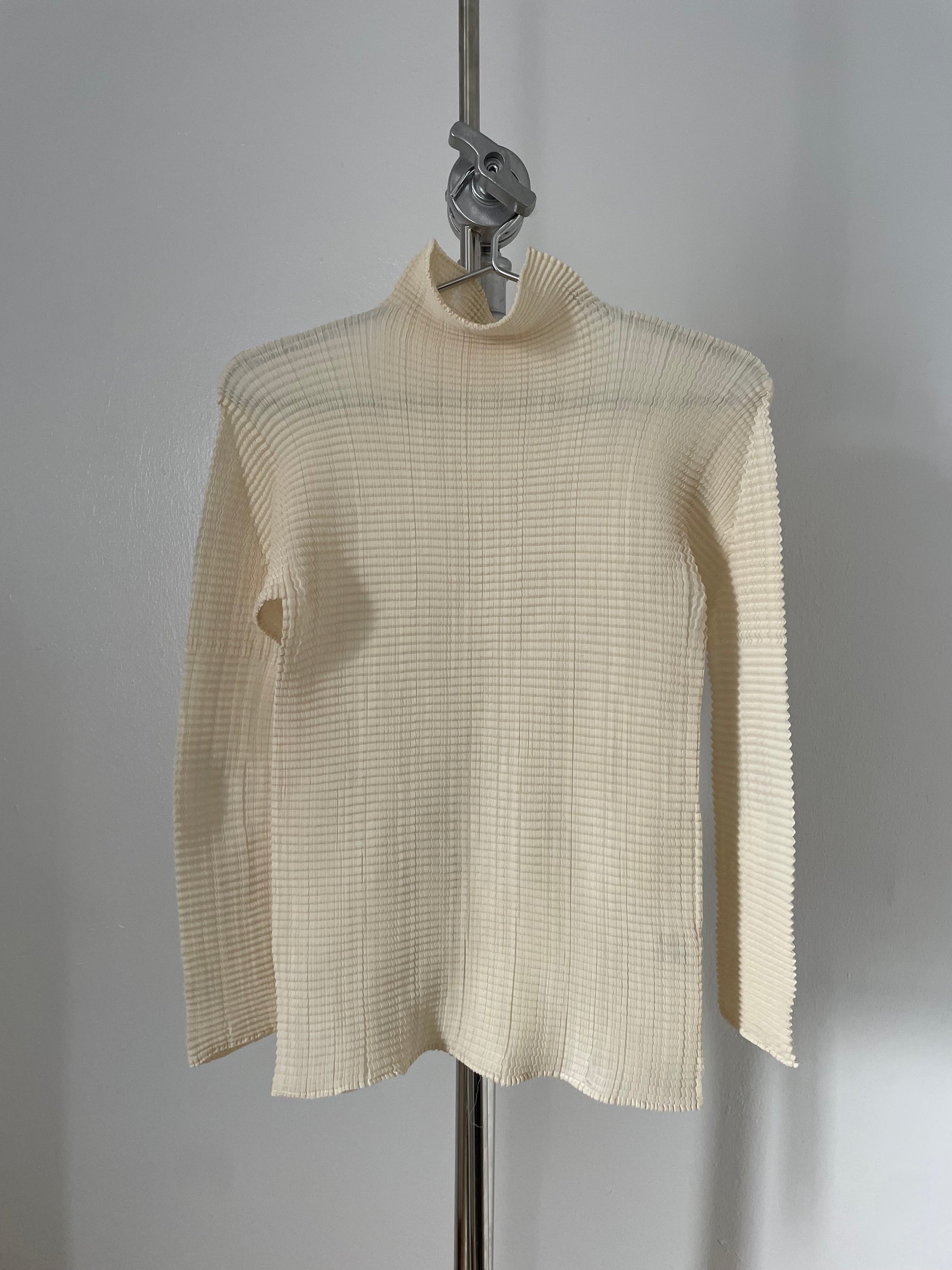 Issey Miyake Pleats T cream waffle pleated long sleeve turtleneck