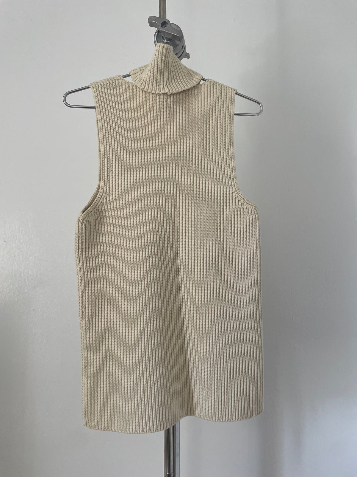 Jil Sander cream sleeveless cutout rib knit turtleneck