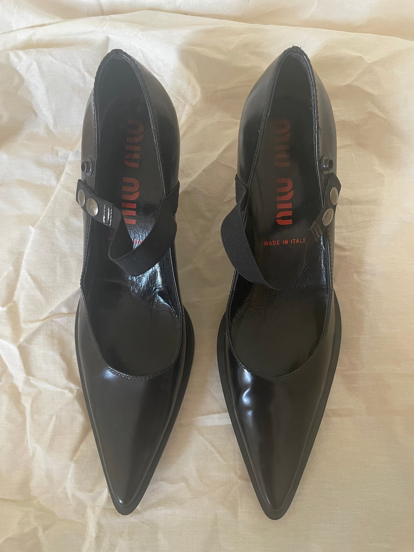 Miu Miu fall/winter 1997 black Mary Jane pumps