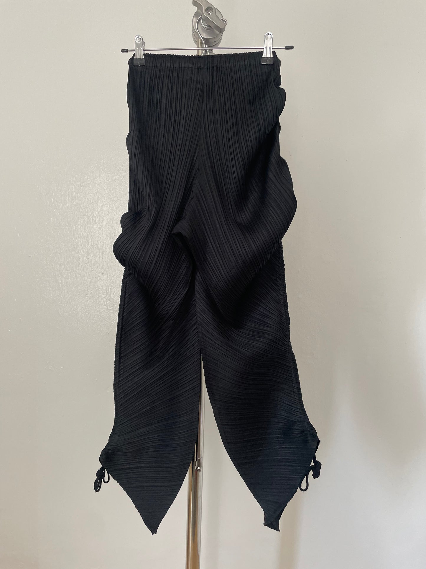 Pleats Please Issey Miyake black pants with drawstring detail