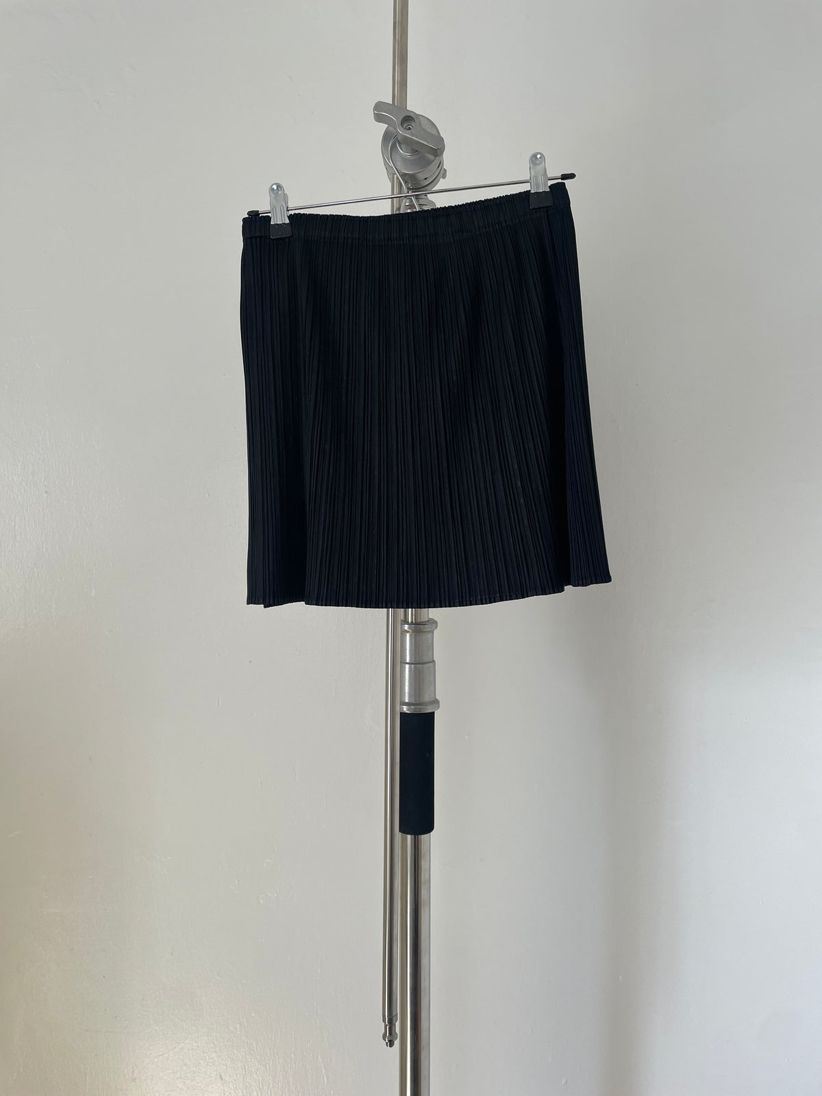Pleats Please Issey Miyake black pleated mini skirt