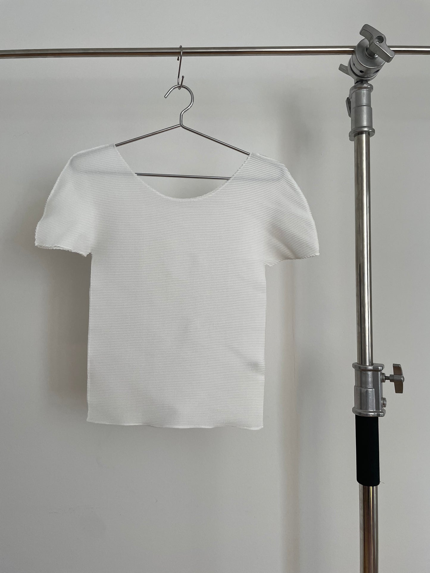 me Issey Miyake white waffle pleated baby tee