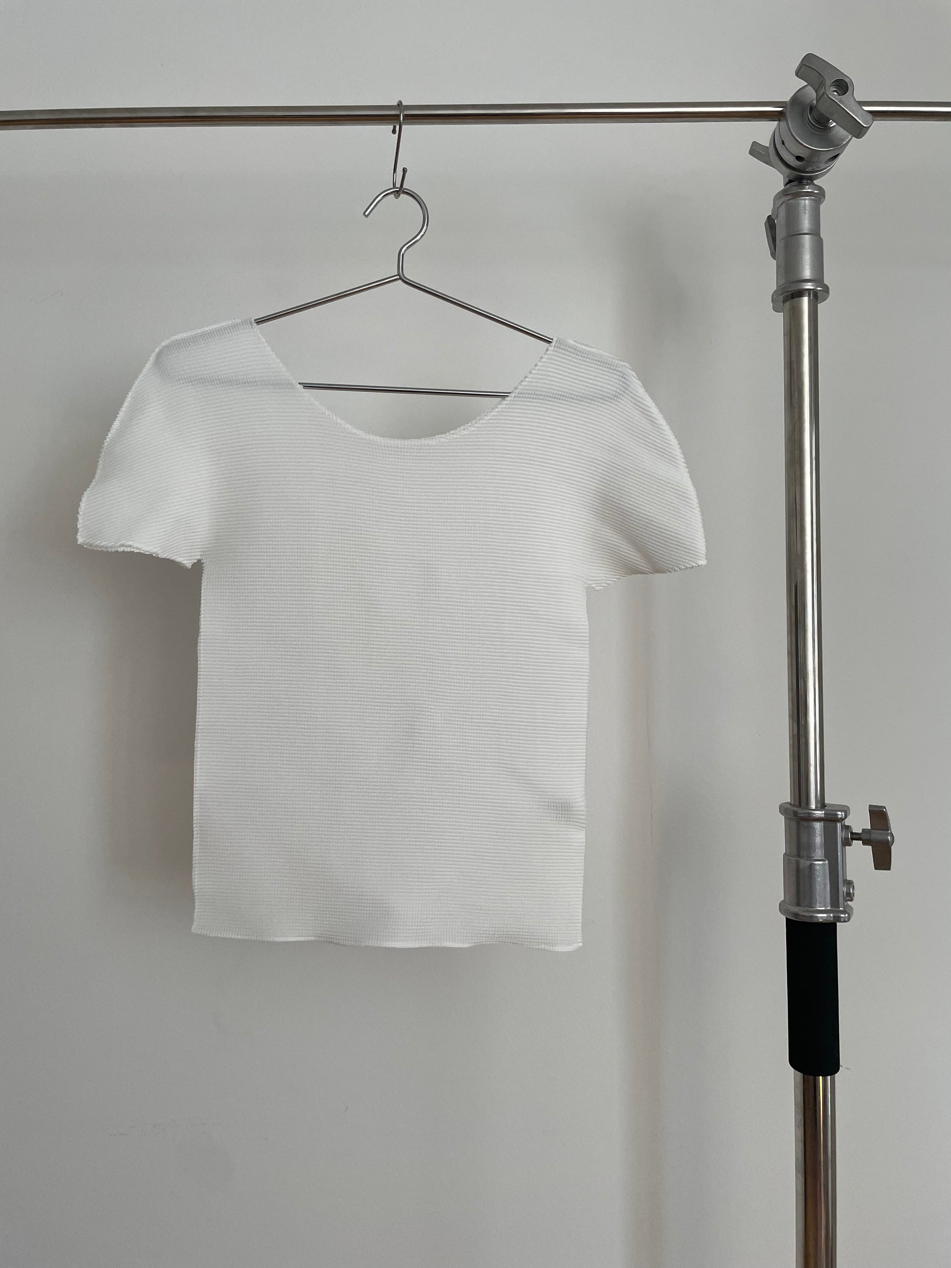 me Issey Miyake white waffle pleated baby tee
