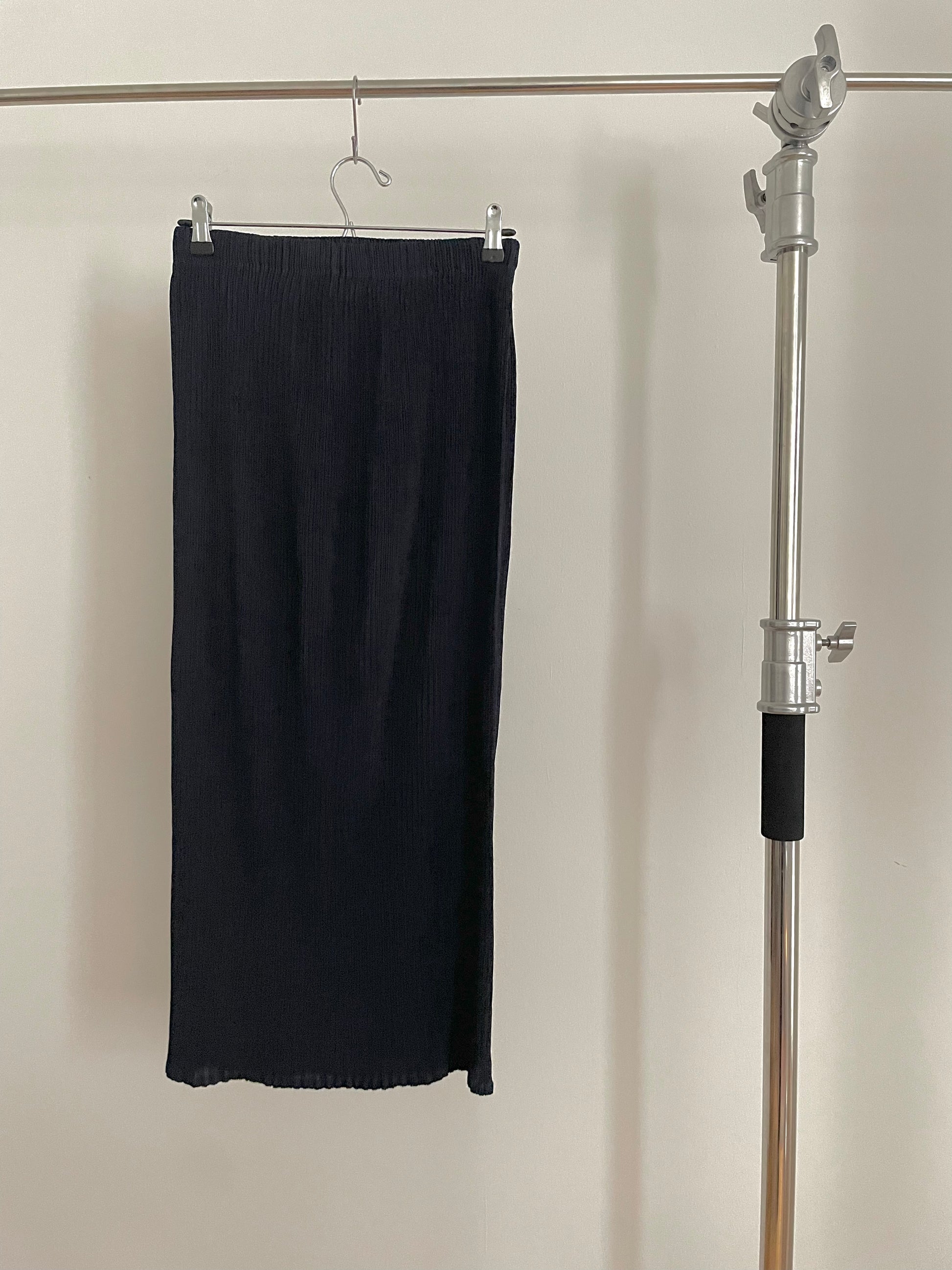 Issey Miyake White Label navy pleated midi skirt