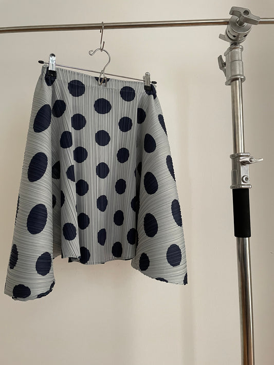 Pleats Please Issey Miyake polka dot Bounce pleated skirt