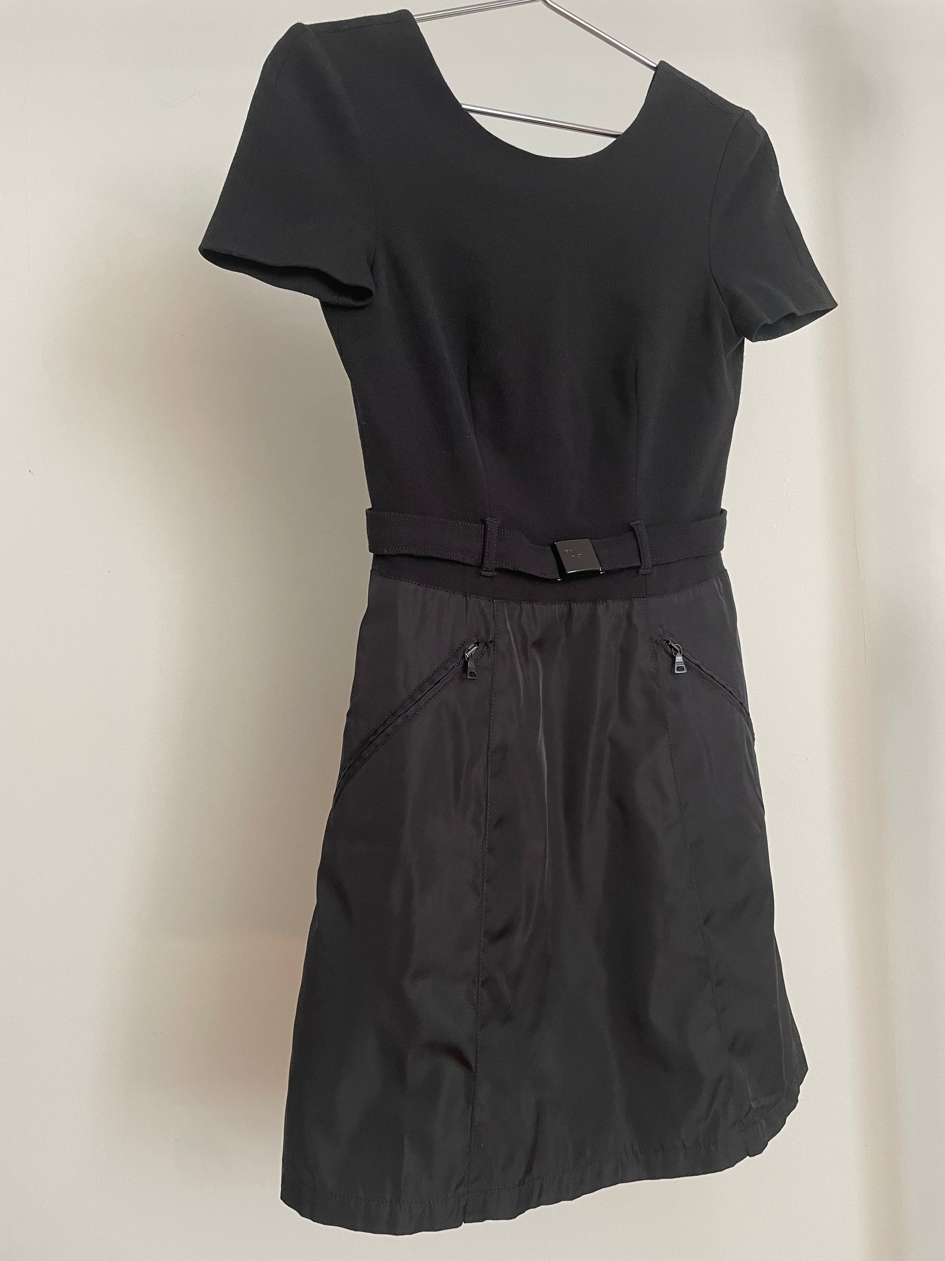 Prada 90s dress with logo belt sonomama sonomama Prada 90s dress with logo belt sonomama sonomama