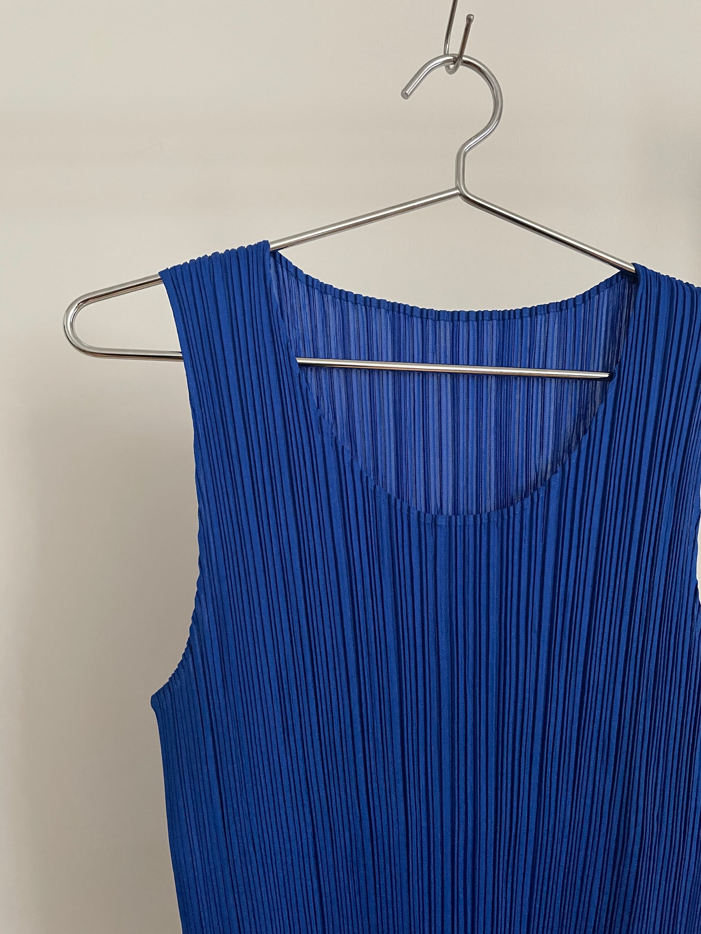 Vintage Pleats Please Issey Miyake Basics khaki pleated tank top